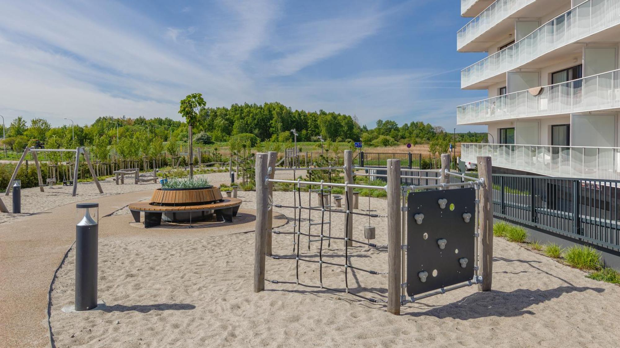 Apartament Lux Tukan B003, Polanki Aqua - Holiday City Колобжег Екстериор снимка