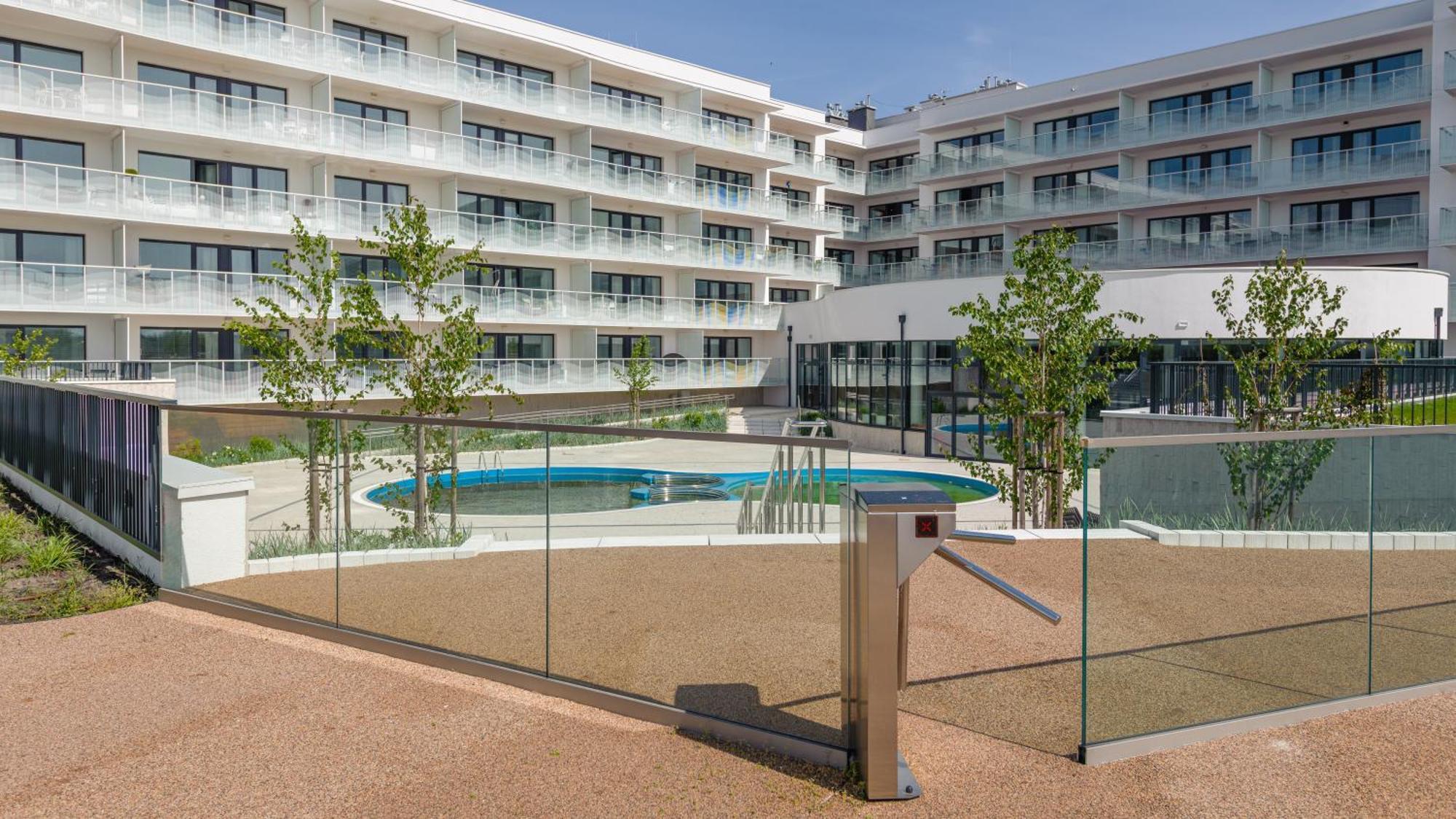Apartament Lux Tukan B003, Polanki Aqua - Holiday City Колобжег Екстериор снимка